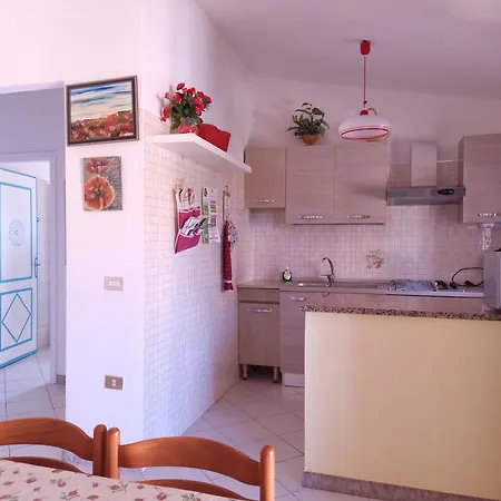 Residenze Lu Rinaggiu Lägenhet Agrustos